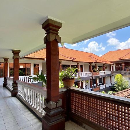 Simpang Inn Hotel Легиан Экстерьер фото